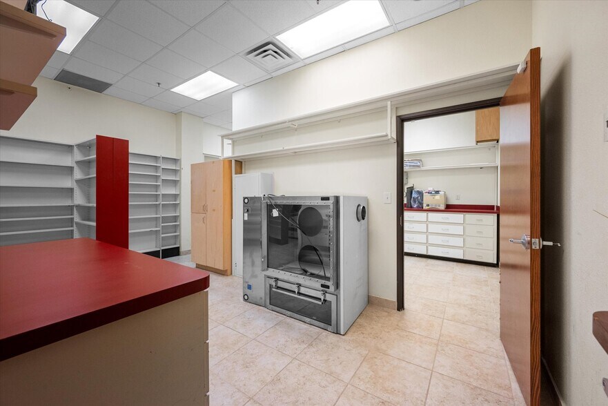 More Photos Of 2698 N Galloway Ave, Mesquite Medical For Sale