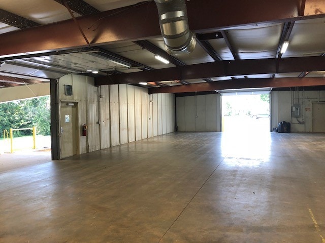 More Photos Of 1136 Louise Rd, Winston-Salem Warehouse For Lease