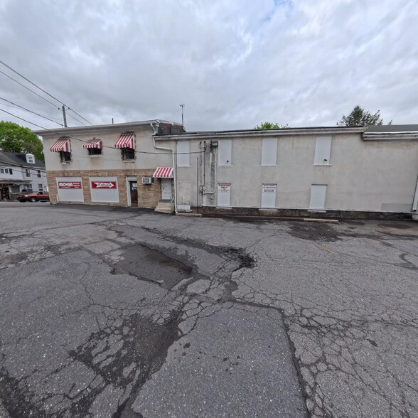 More Photos Of 330 E Norwegian St, Pottsville General Retail For Sale