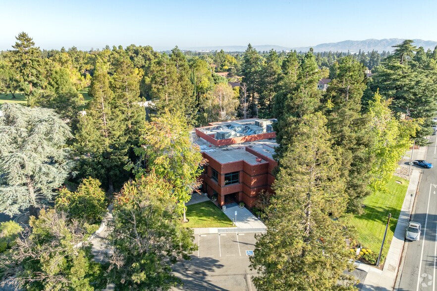 More Photos Of 404 Saratoga Ave, Santa Clara Office Residential For Lease