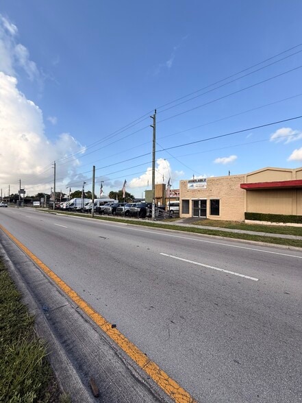 More Photos Of 9360 NW 27th Ave, Miami Freestanding For Lease