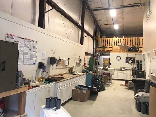 More Photos Of 59-73 Rainmaker Dr, Portland Service For Sale