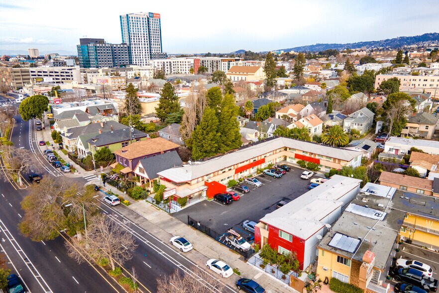 More Photos Of 444 W MacArthur Blvd, Oakland Hotel For Sale