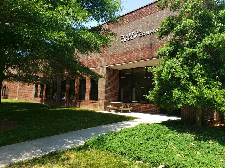 More Photos Of 300 Dominion Dr, Morrisville Light Distribution For Lease