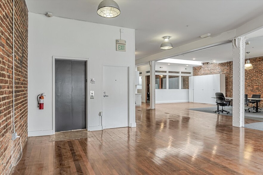 More Photos Of 34-38 Mason St, San Francisco Loft Creative Space For Sale