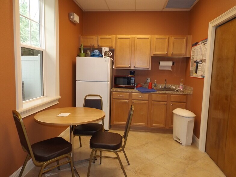 More Photos Of 733-771 Highway 466, Lady Lake Office For Sale