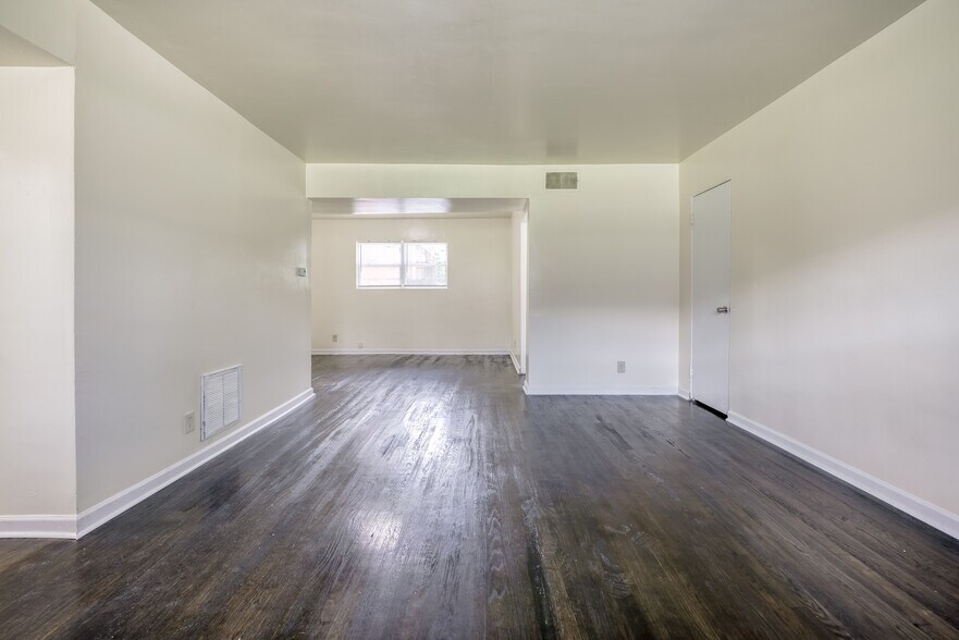 More Photos Of 2410 Benjamin E Mays Dr SW, Atlanta Apartments For Sale