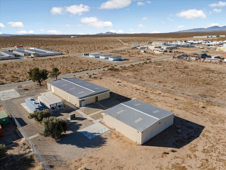 More Photos Of 6288 Curtis Pl, California City Warehouse For Sale