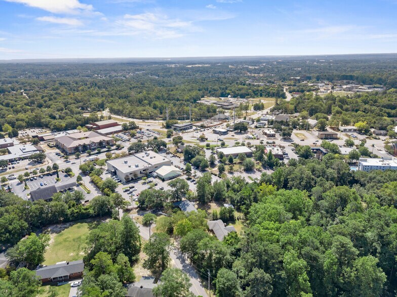 More Photos Of 104 Round Knob Rd, Lexington Office For Sale