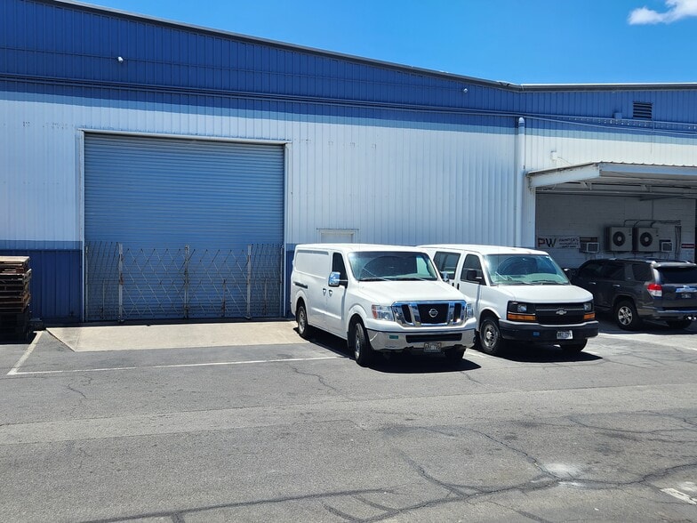 Primary Photo Of 120 Mokauea St, Honolulu Warehouse For Lease
