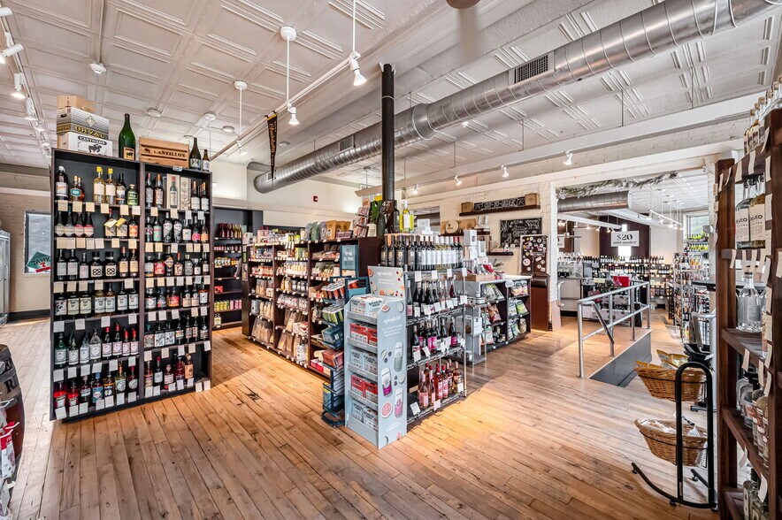 More Photos Of 30 Crafts Ave, Northampton Storefront For Lease