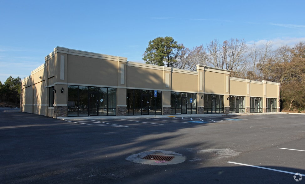 More Photos Of 6777 Mt Zion Blvd, Morrow Storefront For Sale