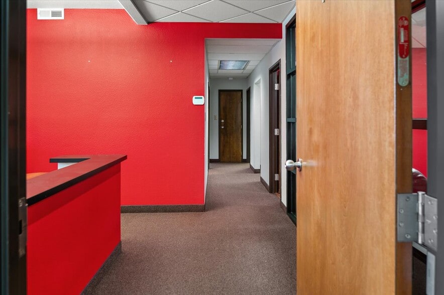 More Photos Of 2850 W Serendipity Cir, Colorado Springs Medical For Sale