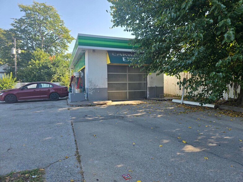 More Photos Of 7603-7605 S Chicago Ave, Chicago General Retail For Sale