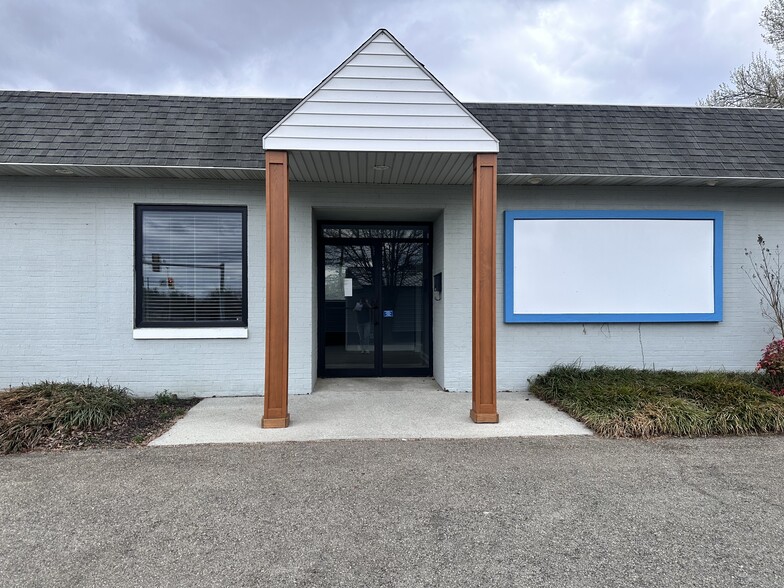 More Photos Of 401 Depot St NW, Christiansburg Medical For Sale