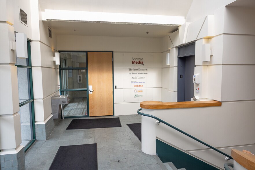 More Photos Of 416 B St, Santa Rosa Office For Lease