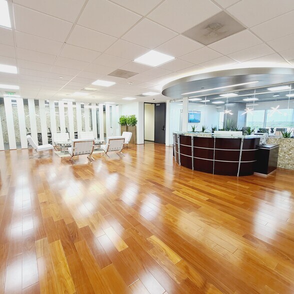 More Photos Of 10440 N Central Expy, Dallas Office For Sale