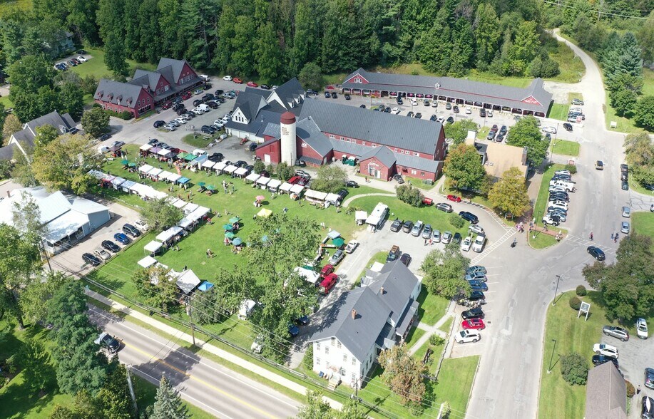 109 Mad River Green Shopping Ctr  