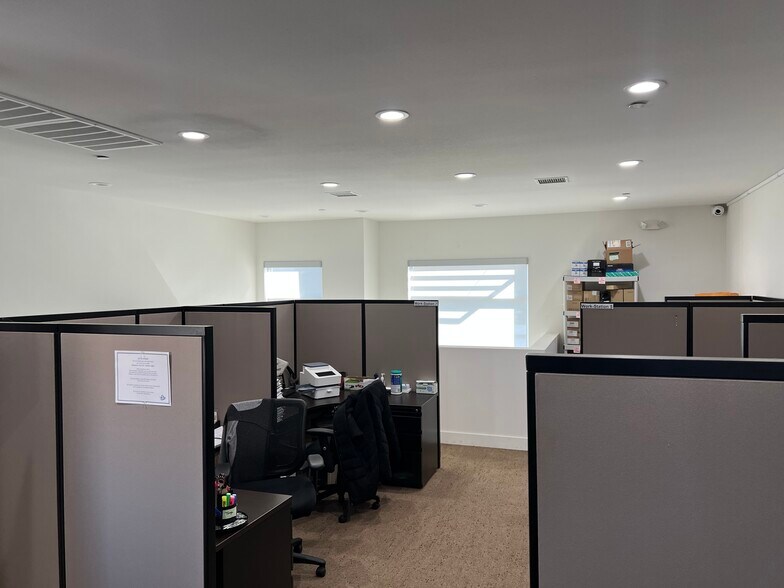 More Photos Of 7336 W Post Rd, Las Vegas Loft Creative Space For Lease