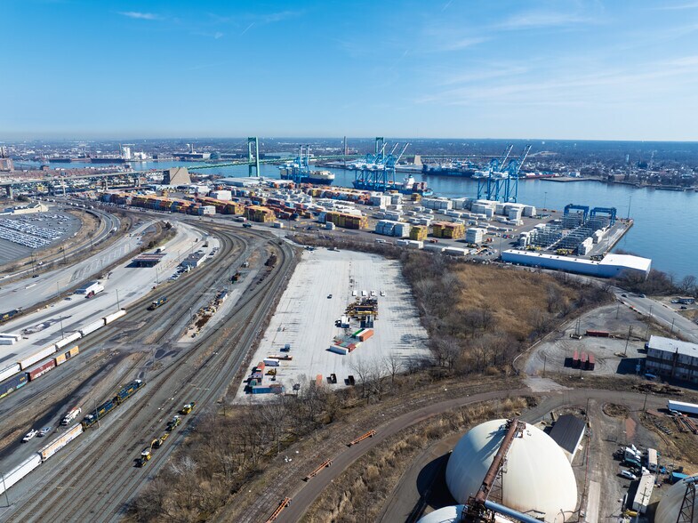 More Photos Of 3400 S Christopher Columbus blvd, Philadelphia Land For Lease