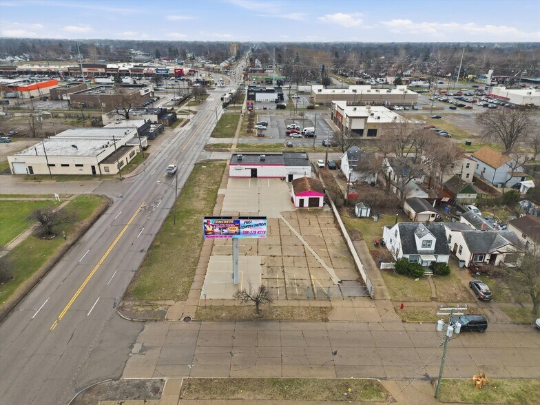 More Photos Of 20903 Dequindre Rd, Hazel Park Warehouse For Lease