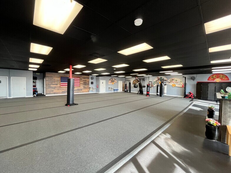 More Photos Of 1722-1784 W 12600 S, Riverton Unknown For Lease