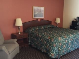 More Photos Of 229 W Pancake Blvd, Liberal Hotel For Sale