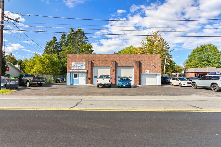 More Photos Of 1413 N 5th St, Stroudsburg Service For Sale