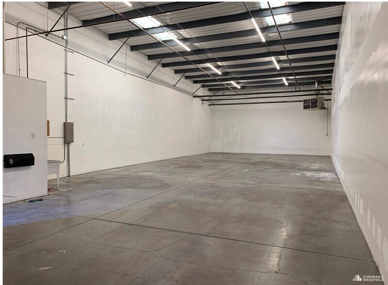 More Photos Of 2649 E Mulberry St, Fort Collins Warehouse For Sale
