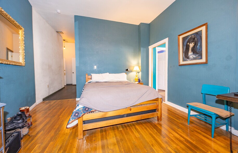 More Photos Of 2 Naco Rd, Bisbee Office For Sale