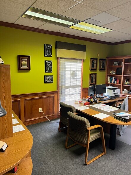 More Photos Of 2630 Beaver Ruin Rd, Norcross Medical For Sale