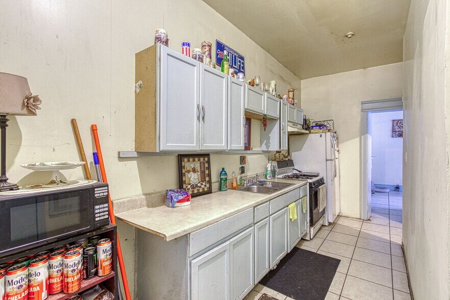 More Photos Of 423 W Grand Blvd, Detroit Apartments For Sale