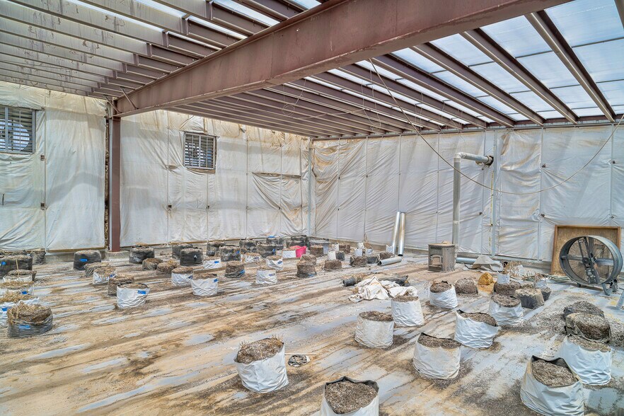 More Photos Of 11350 Lane 12 N, Hooper Flex For Sale