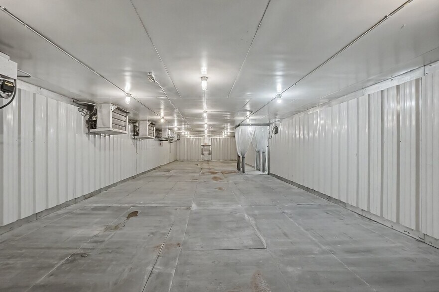 More Photos Of 1230 Locust St, Fremont Manufacturing For Lease