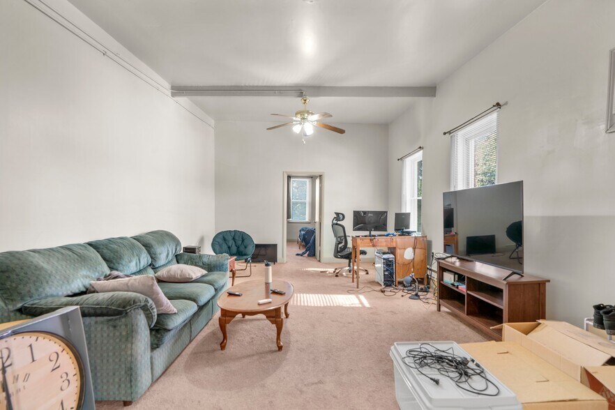 More Photos Of 2819 Eastern Ave, Baltimore Storefront Retail Residential For Sale