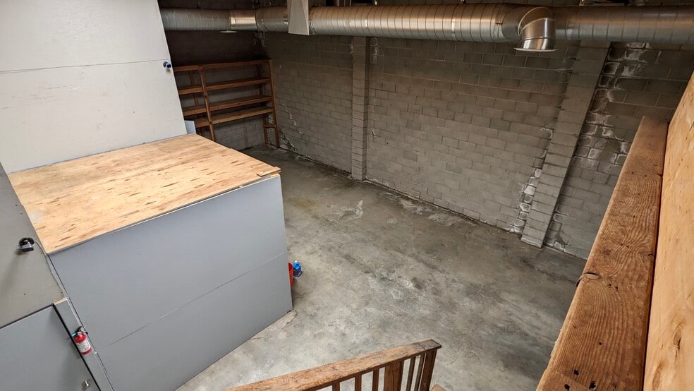 More Photos Of 48 Laurel St, Redwood City Service For Sale