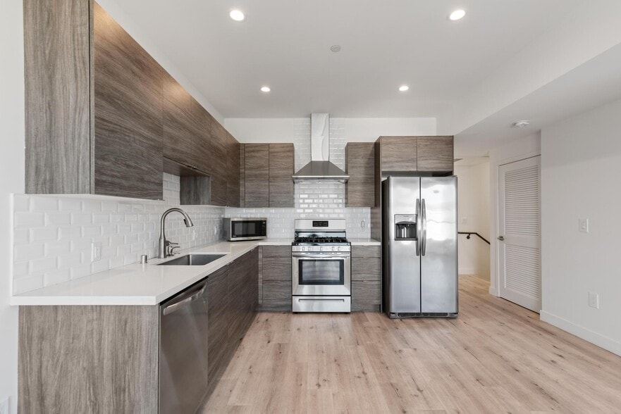 More Photos Of 1545 S Fairfax Ave, Los Angeles Apartments For Sale