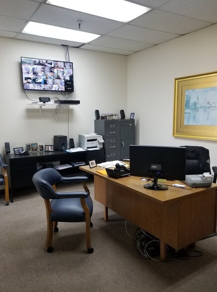 More Photos Of 590 Apollo St, Brea Warehouse For Lease