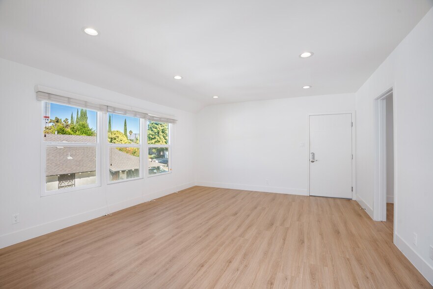 More Photos Of 4441-45 Tujunga 4441-45 Tujunga ave, North Hollywood Apartments For Sale