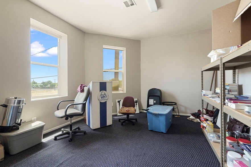 More Photos Of 2 N Main St, Lodi Storefront Retail Office For Sale