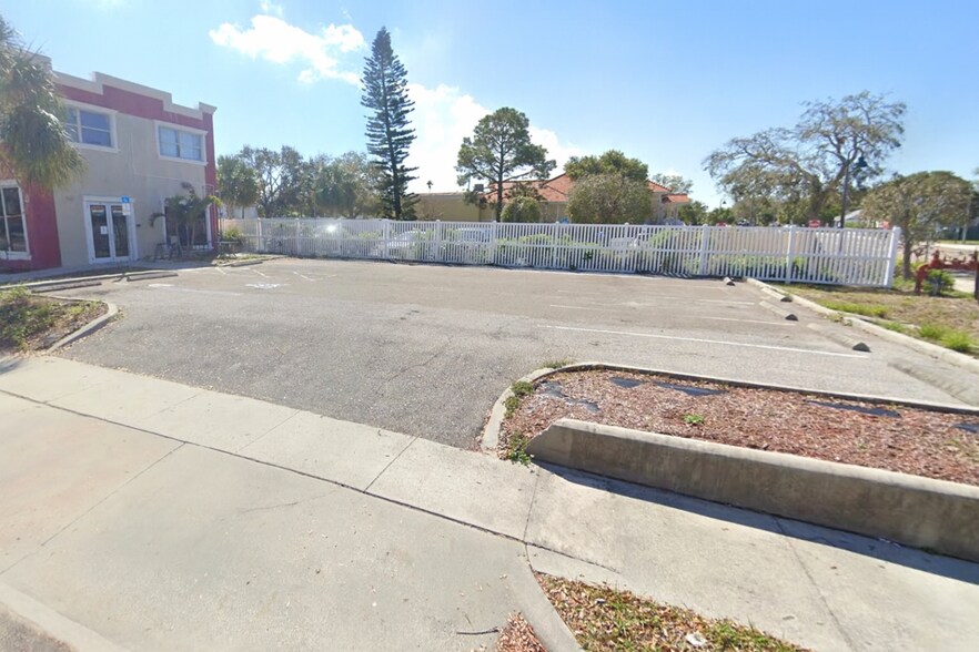 More Photos Of 1505-1511 N Fort Harrison Ave, Clearwater Office For Lease