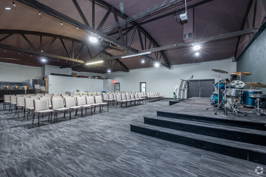 More Photos Of 219-231 S Riverside Ave, Rialto Storefront Retail Office For Sale