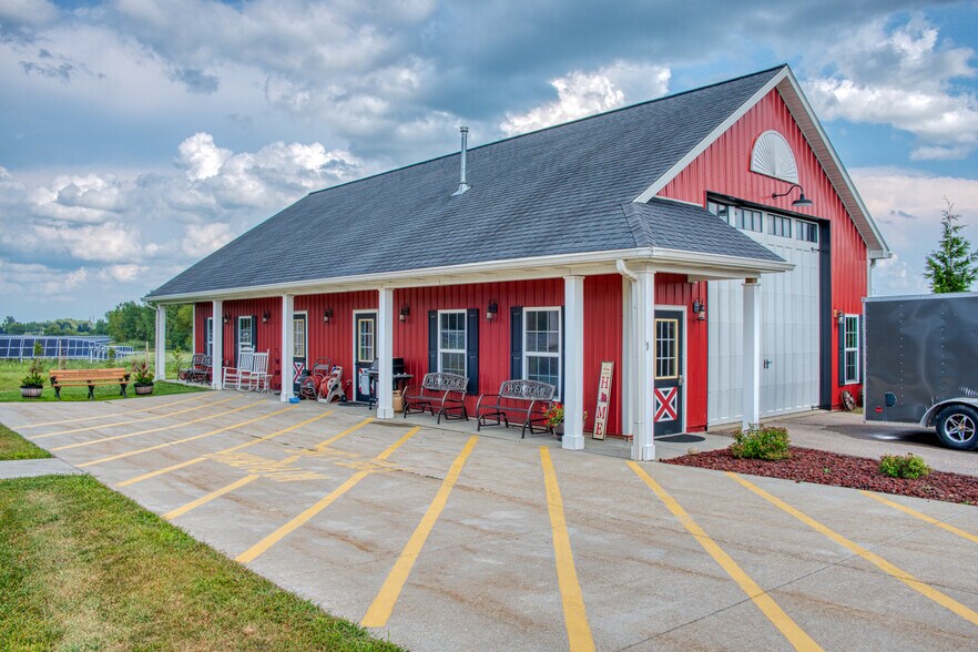 More Photos Of 1605 Vandekarr Rd, Owosso Assisted Living For Sale