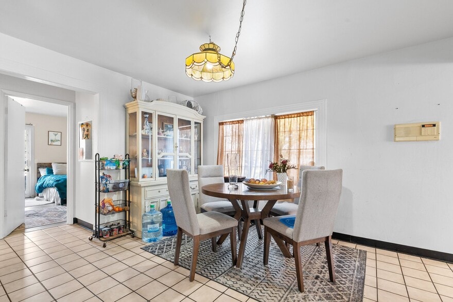 More Photos Of 1708 Hallmark Ln, San Jose Healthcare For Sale