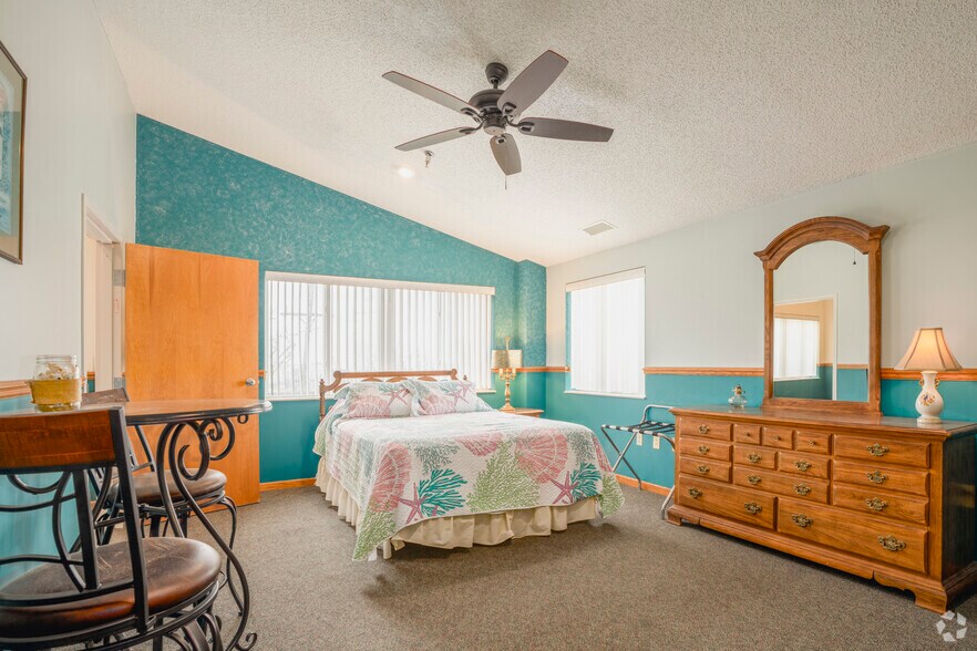 More Photos Of 2039 East Harbor Rd, Port Clinton Apartments For Sale