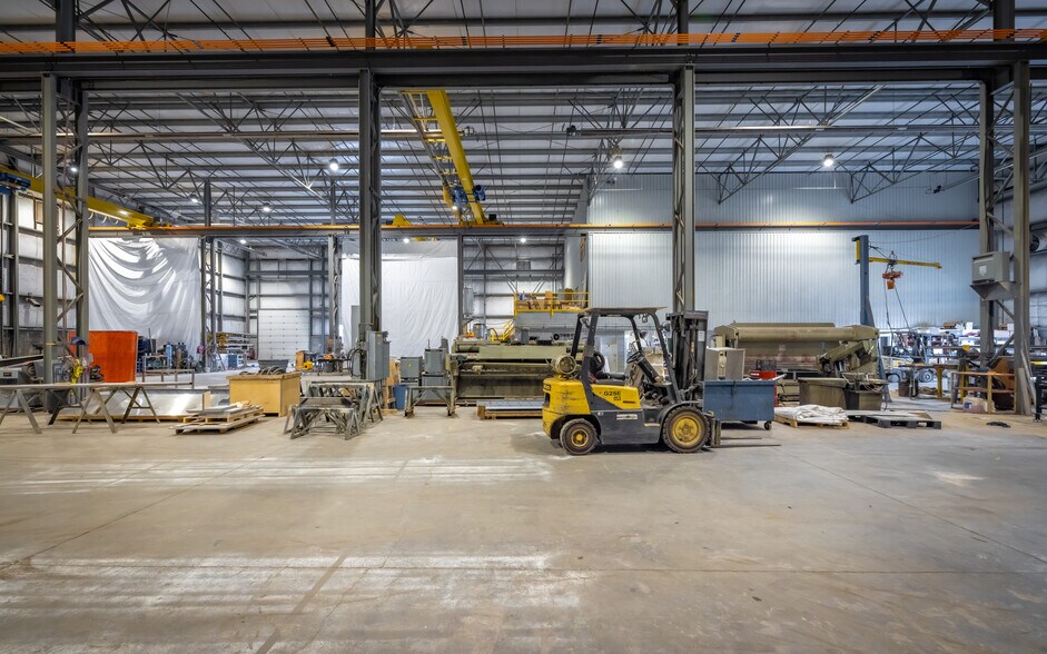 More Photos Of 29781 Fraser Hwy, Abbotsford Warehouse For Sale