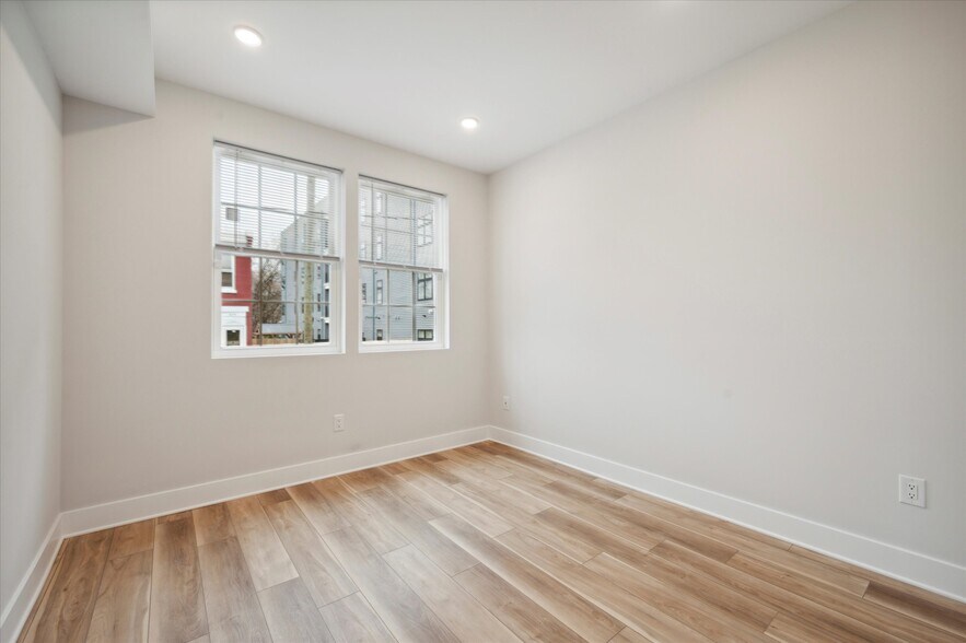 More Photos Of 610 N Union St, Philadelphia Apartments For Sale