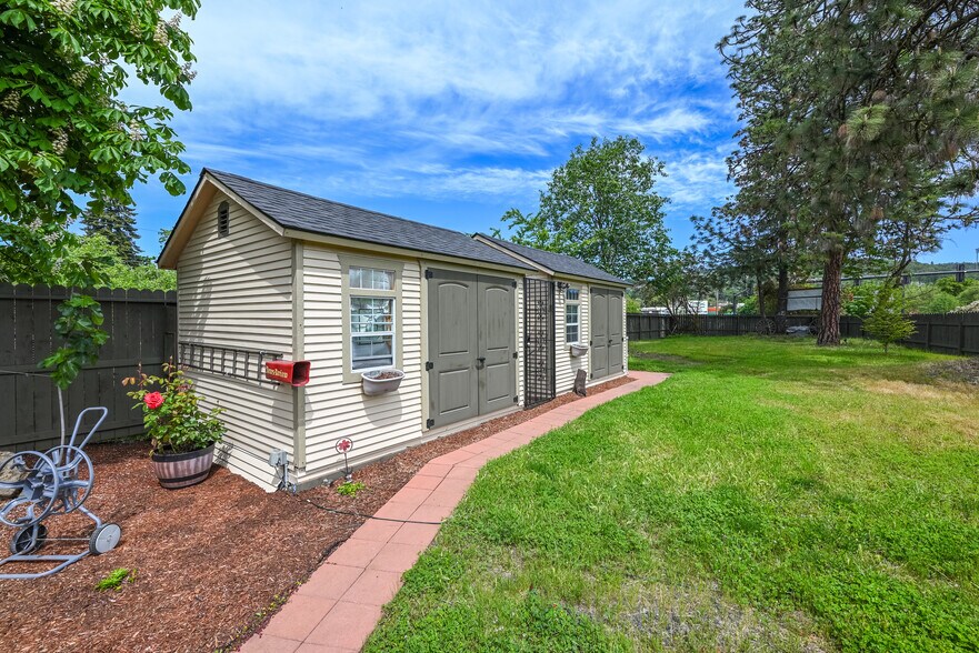 More Photos Of 236 SE Stephens St, Roseburg Hospitality For Sale