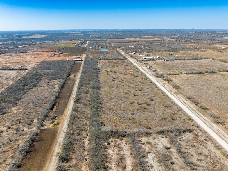 More Photos Of 7821 Gardner rd, San Antonio Land For Sale