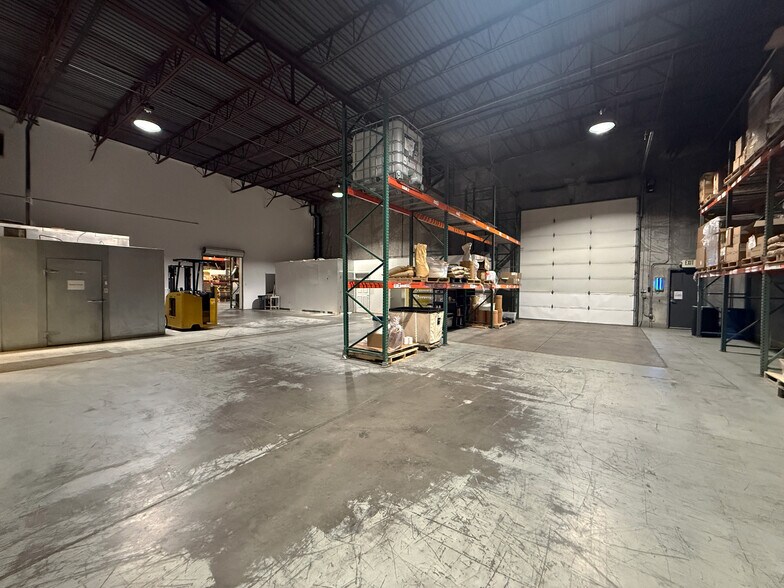 More Photos Of 930 N 1430 W, Orem Manufacturing For Lease